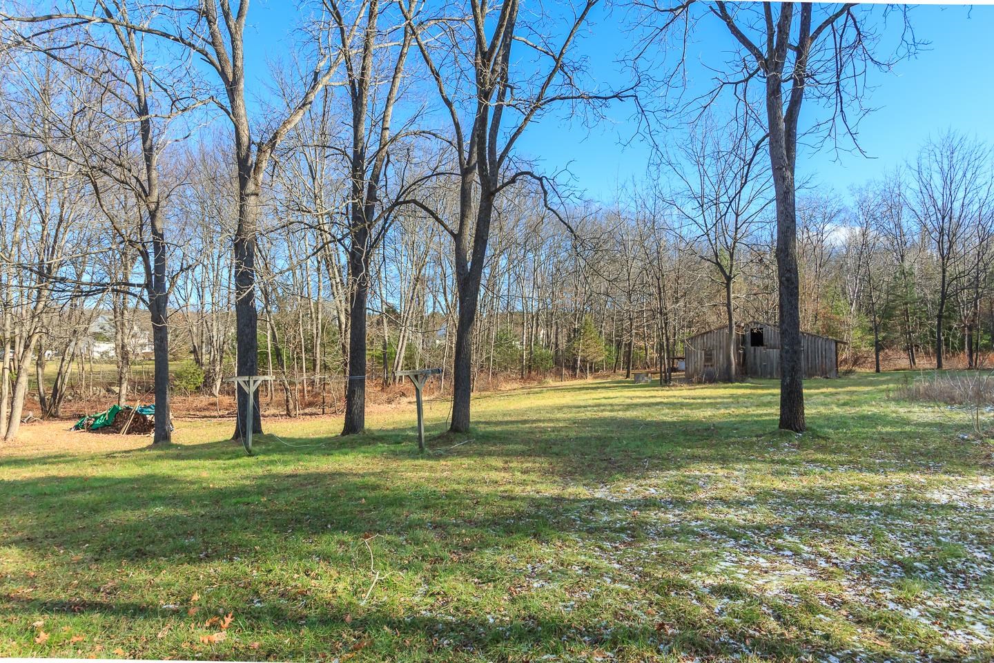 396 Dearborn Road Auburn, NH 03032 - Photo 7 of 11