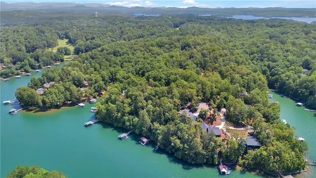 $299,900 | 65 Mainsail Drive, Salem, SC 29676