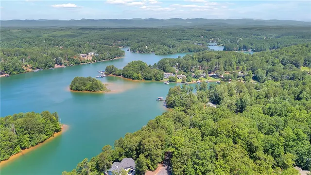 $299,900 | 65 Mainsail Drive, Salem, SC 29676