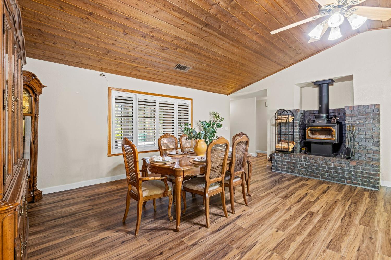 3719 Garnet Road Pollock Pines, CA 95726 - Photo 9 of 55 Gallery Image 9