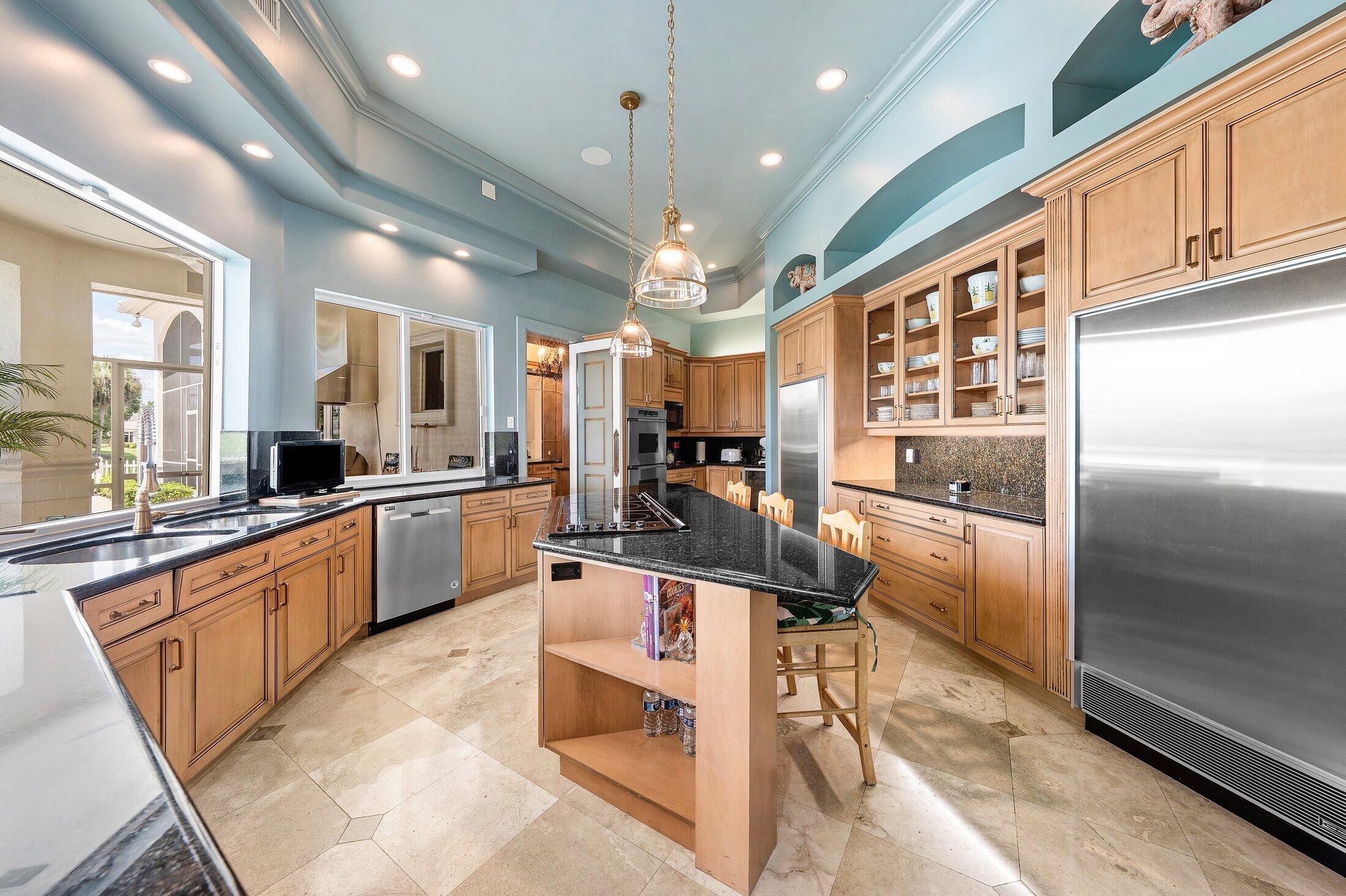 17153 Ericarose Court Boca Raton, FL 33496 - Photo 15 of 133 Kitchen