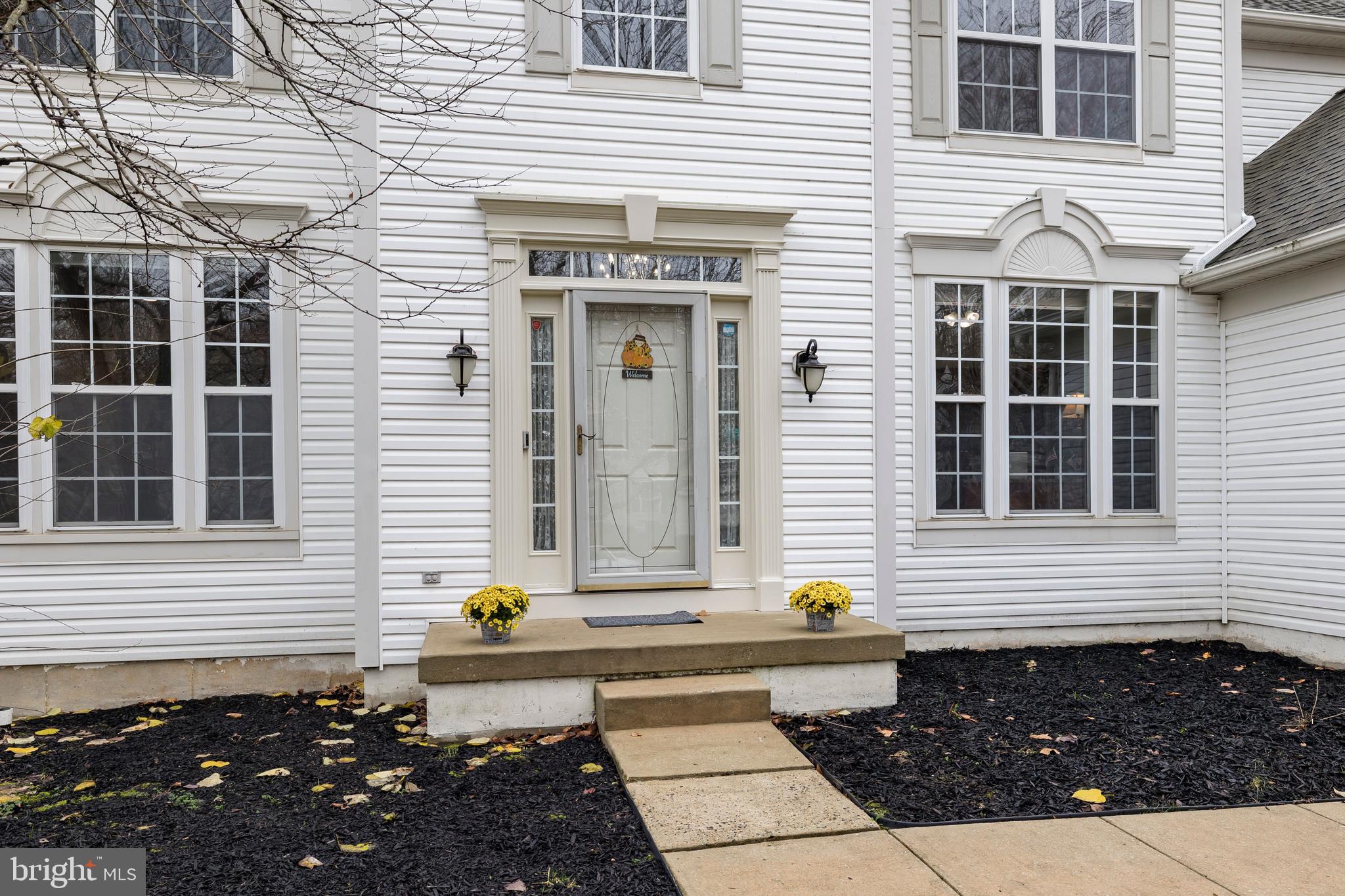 3814 Marsh Road Garnet Valley, PA 19060 - Photo 3 of 10 Gallery Image 3