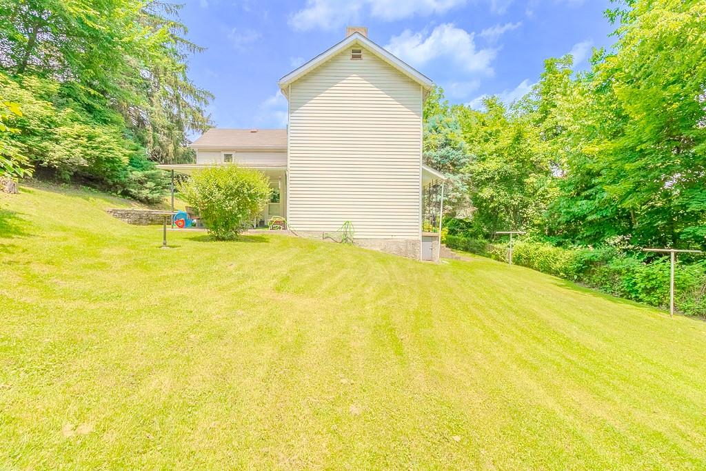 93 Semmens Street Turtle Creek, PA 15145 - Photo 6 of 22