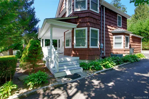 $1,299,000 | 193 Woodbury Road, Woodbury, NY 11797