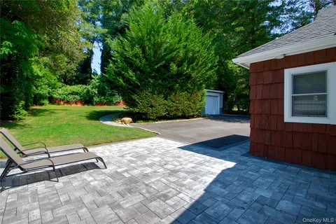 $1,299,000 | 193 Woodbury Road, Woodbury, NY 11797