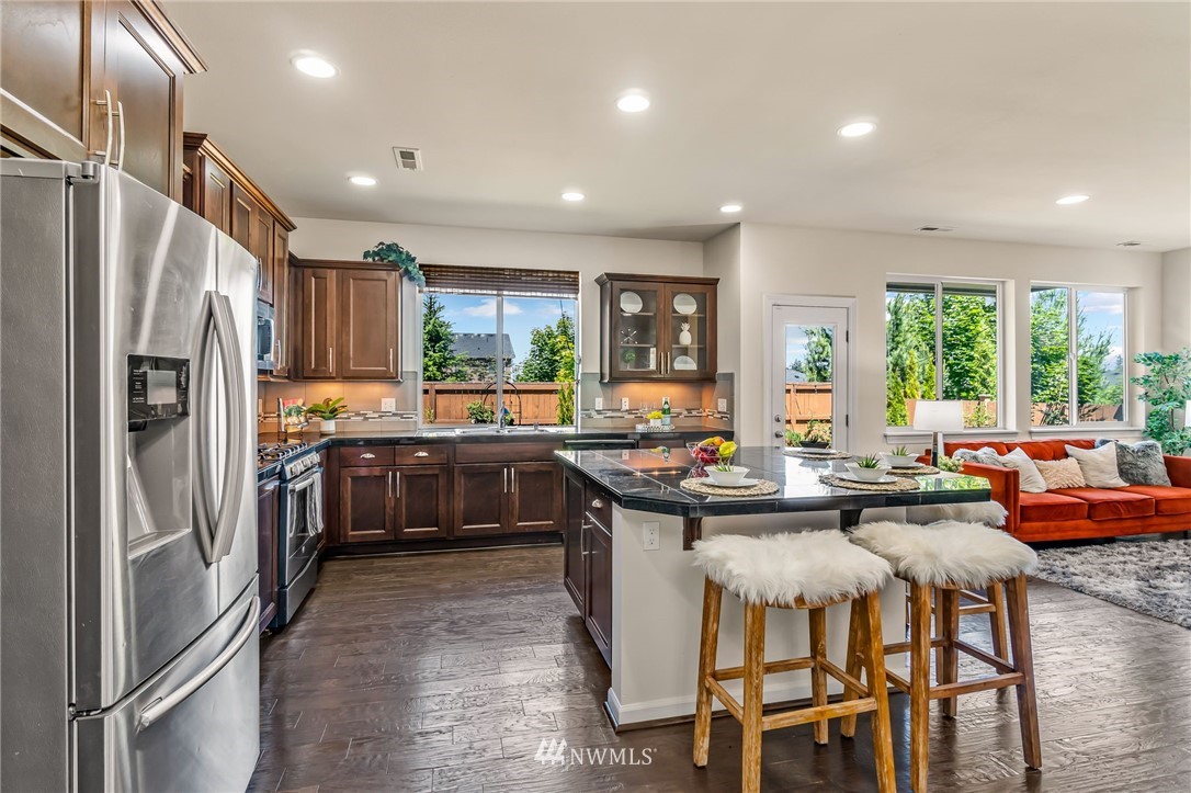 3527 198th Street Southeast Bothell, WA 98012 - Photo 15 of 40 a kitchen with lots of counter top space