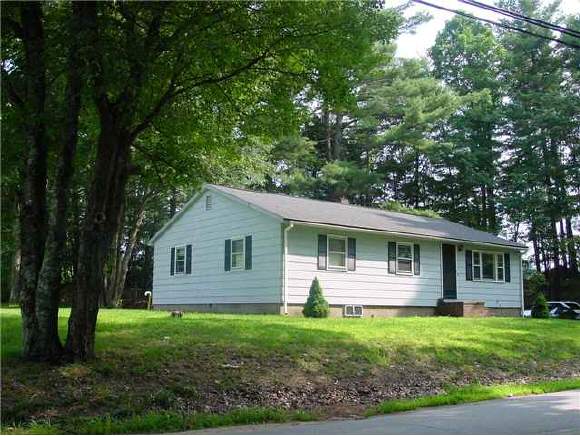 102 Prescott Road Raymond, NH 03077 - Photo 1 of 1