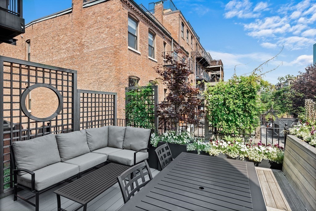 329 Shawmut Avenue, Unit 2 Boston, MA 02118 - Photo 11 of 27