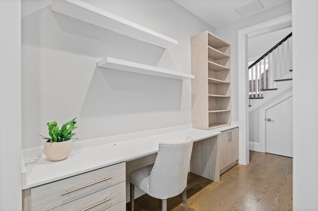 329 Shawmut Avenue, Unit 2 Boston, MA 02118 - Photo 17 of 27