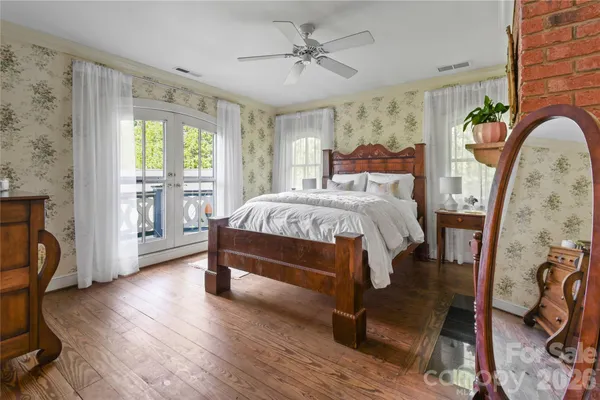 $1,795,000 | 204 Lawson Street, Hot Springs, NC 28743