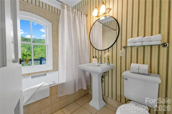 $1,795,000 | 204 Lawson Street, Hot Springs, NC 28743