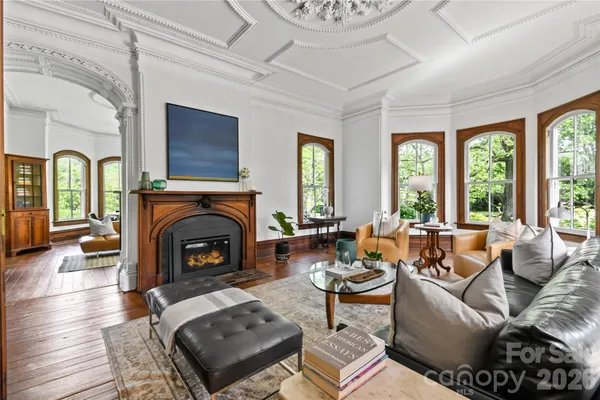 $1,795,000 | 204 Lawson Street, Hot Springs, NC 28743