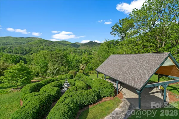 $1,795,000 | 204 Lawson Street, Hot Springs, NC 28743