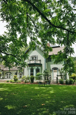 $1,795,000 | 204 Lawson Street, Hot Springs, NC 28743