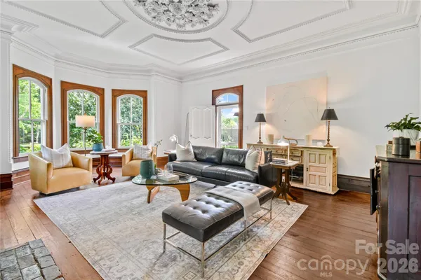 $1,795,000 | 204 Lawson Street, Hot Springs, NC 28743