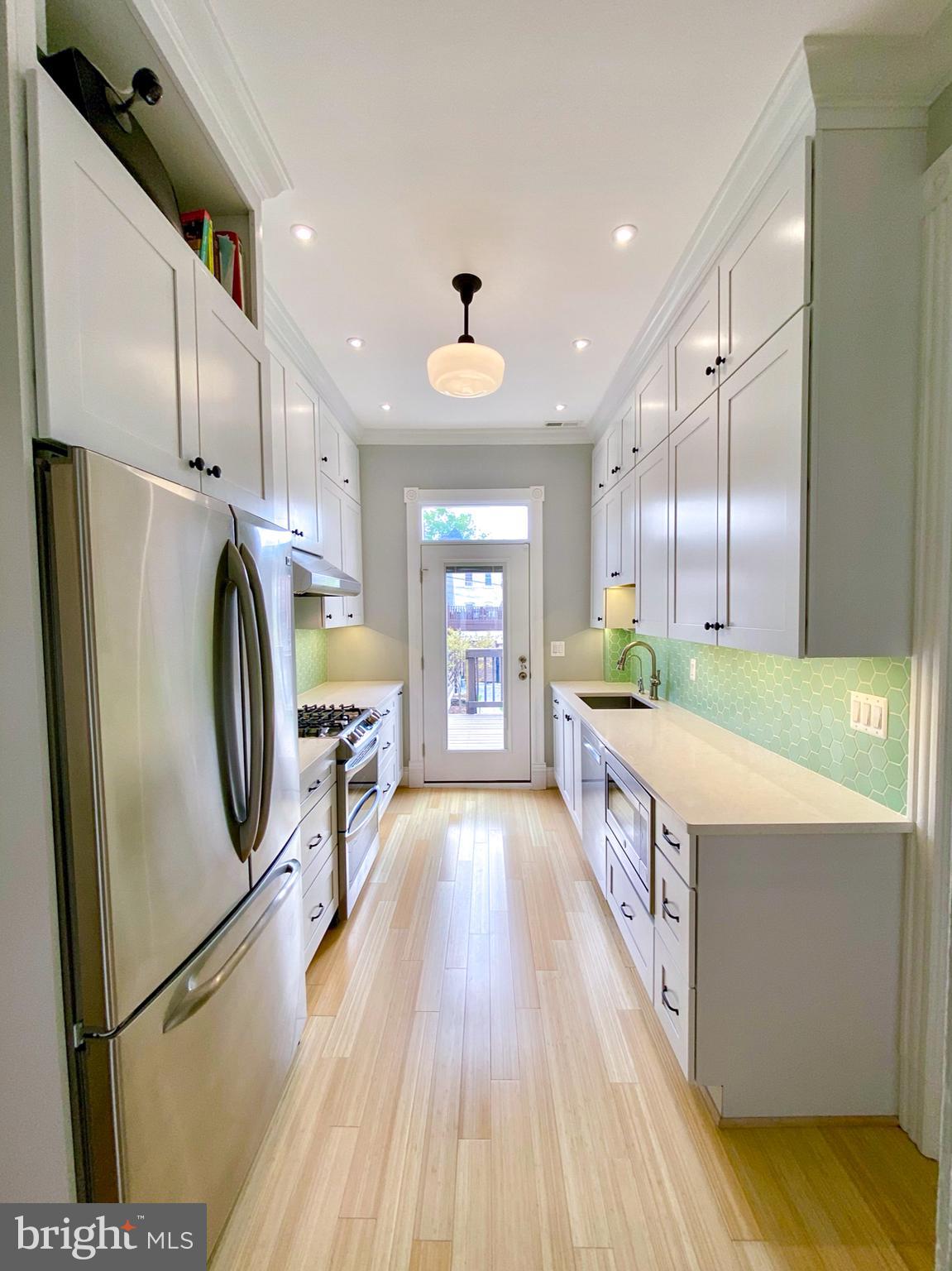 21 V Street Northeast Washington, DC 20002 - Photo 13 of 63