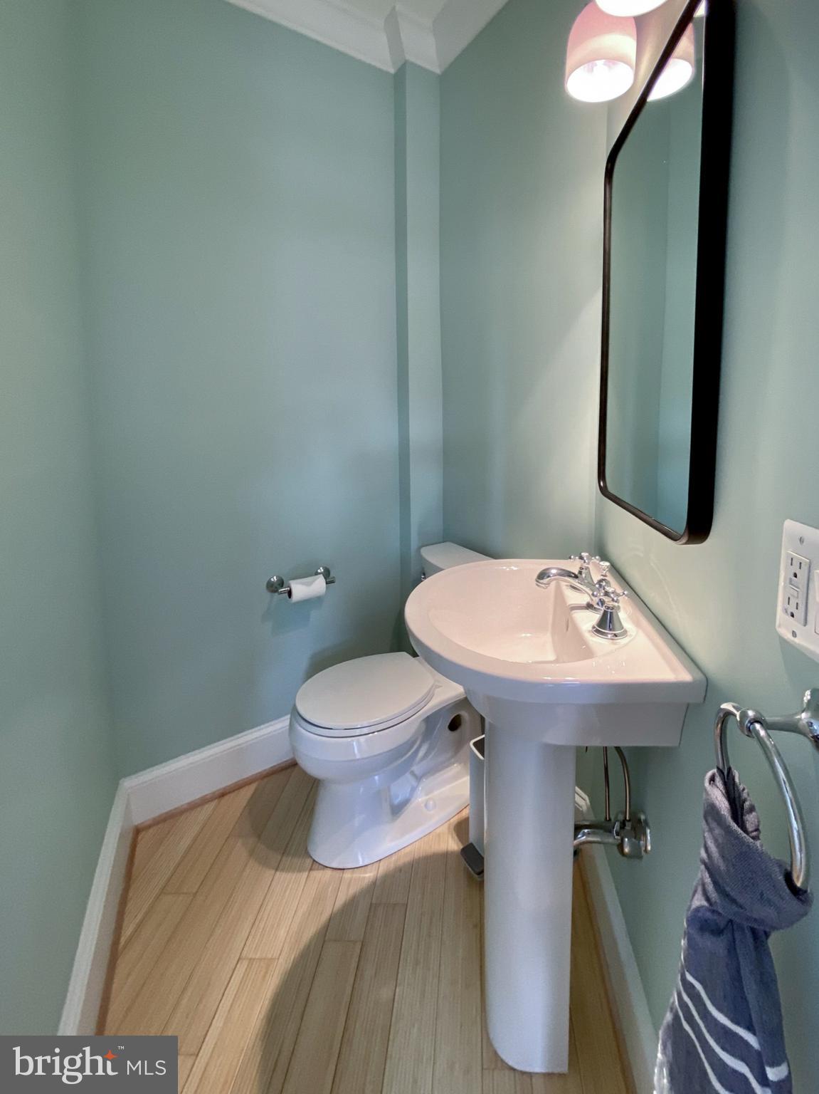 21 V Street Northeast Washington, DC 20002 - Photo 19 of 63