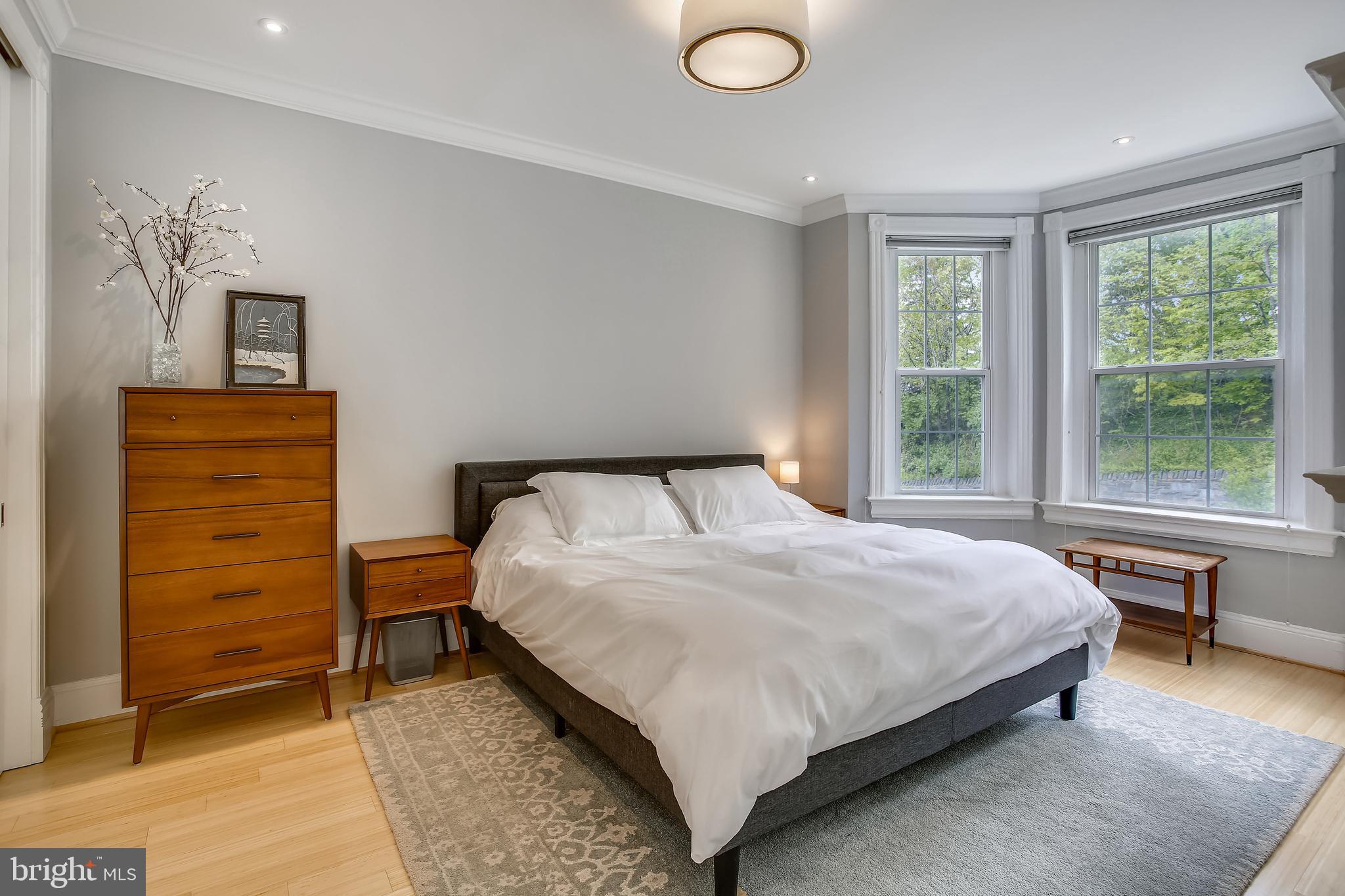 21 V Street Northeast Washington, DC 20002 - Photo 25 of 63