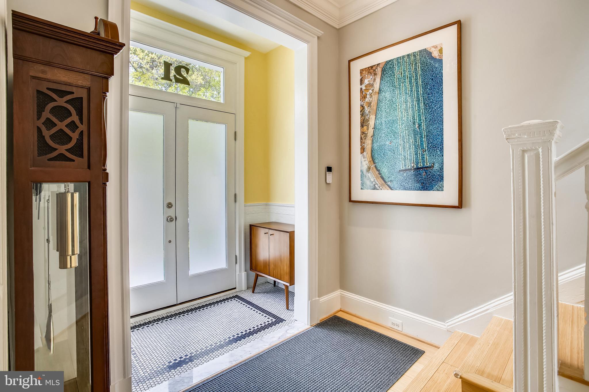 21 V Street Northeast Washington, DC 20002 - Photo 4 of 63