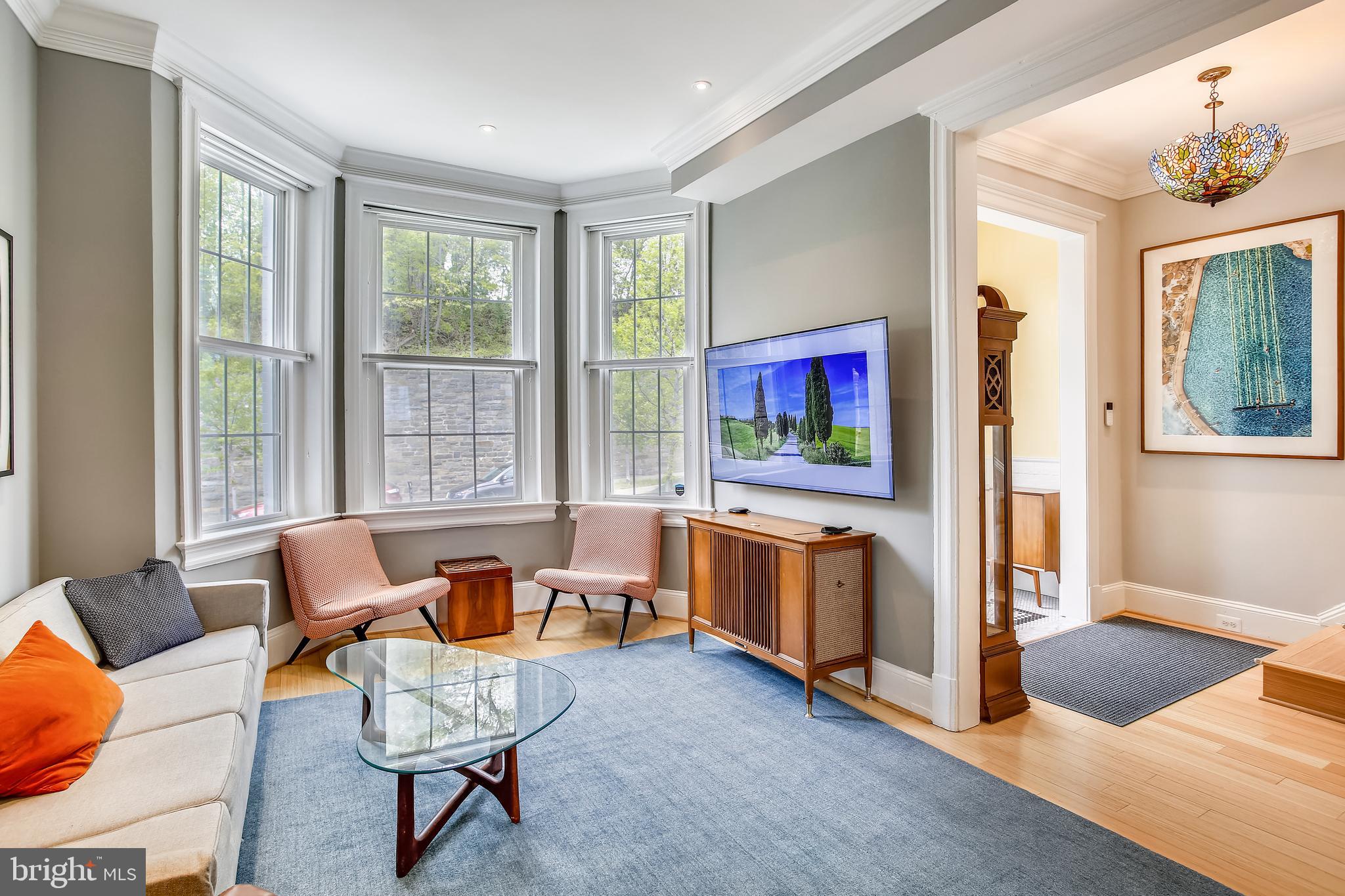 21 V Street Northeast Washington, DC 20002 - Photo 6 of 63