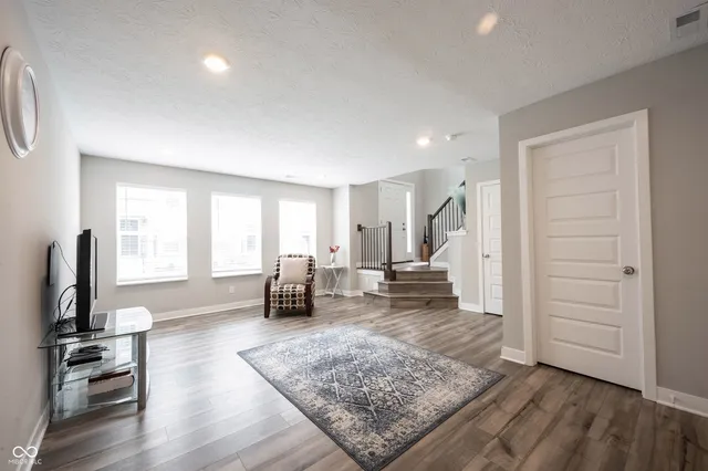 $2,800 | 13820 Tender Drive, Carmel, IN 46032