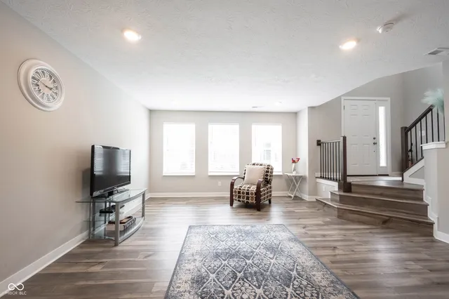 $2,800 | 13820 Tender Drive, Carmel, IN 46032