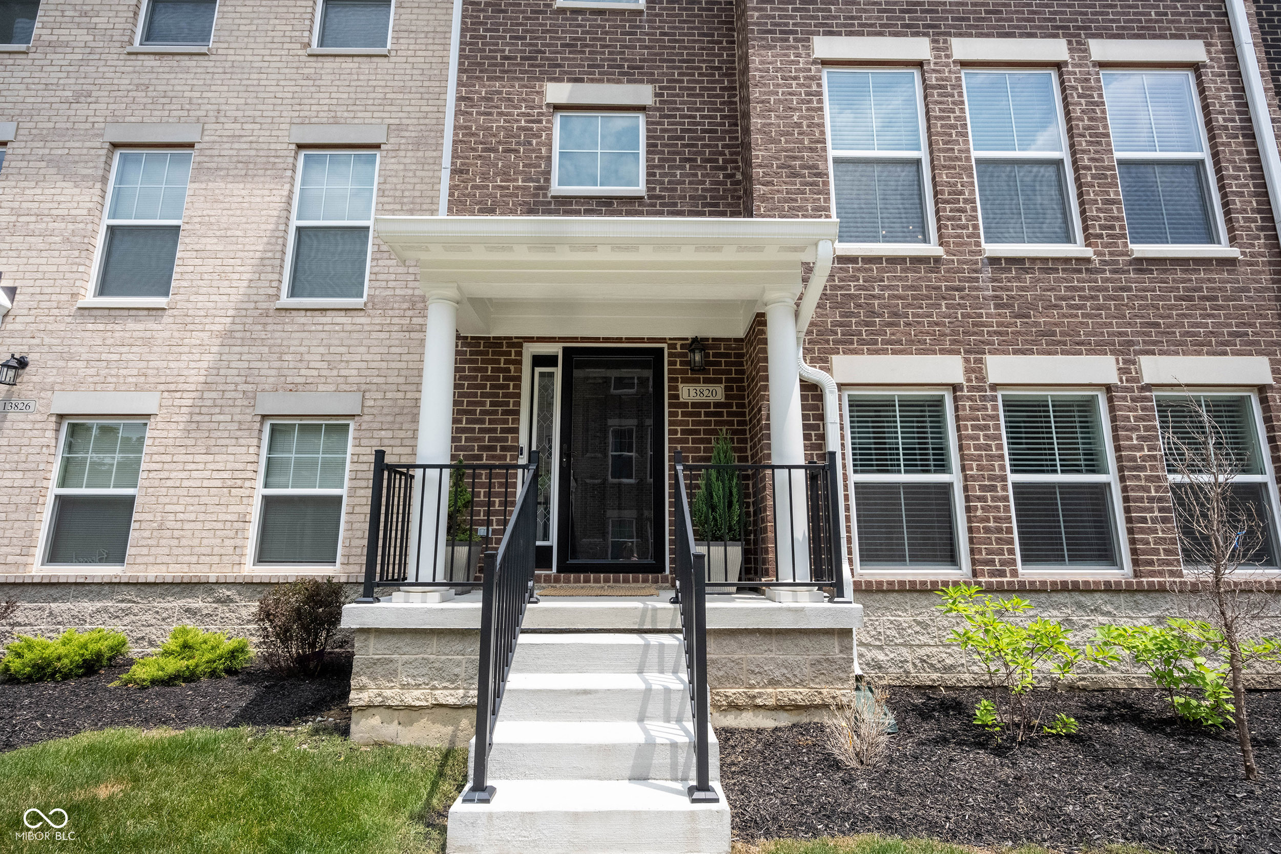 13820 Tender Drive Carmel, IN 46032 - Photo 2 of 40