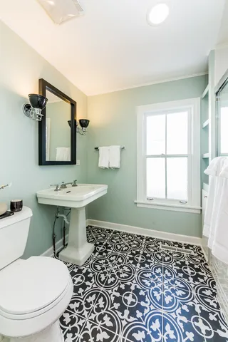 $675,000 | 2118 Jackson Avenue, Evanston, IL 60201