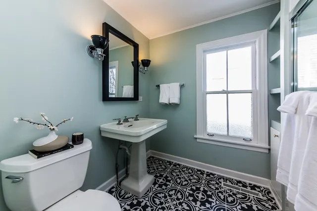 $675,000 | 2118 Jackson Avenue, Evanston, IL 60201