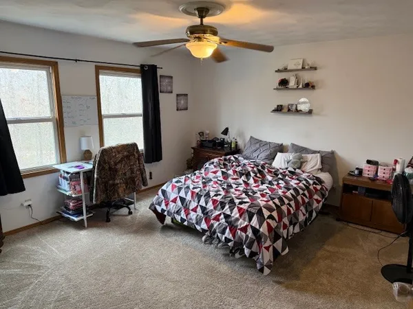 $275,000 | 18 Sawmill Road, Carbondale, IL 62902