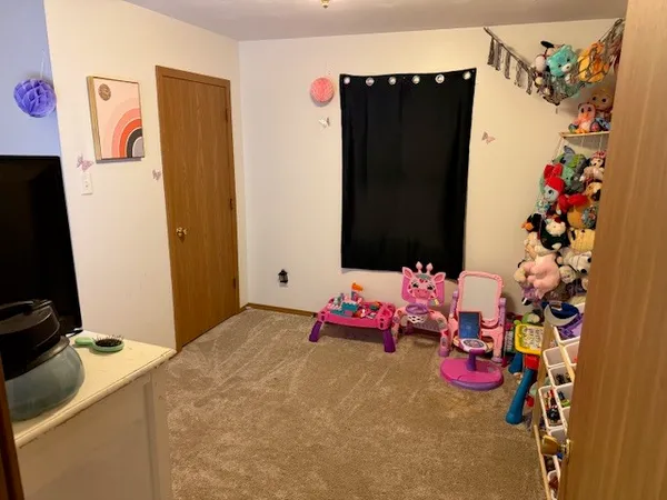 $275,000 | 18 Sawmill Road, Carbondale, IL 62902