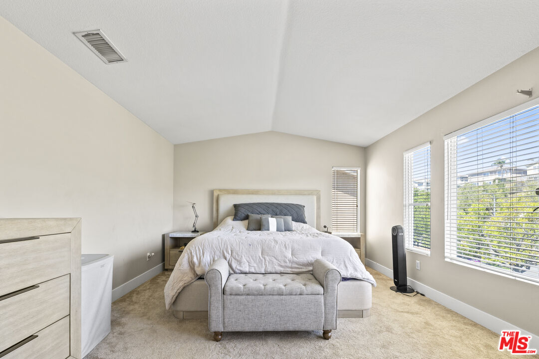 20509 Bergamo Way Porter Ranch, CA 91326 - Photo 18 of 32