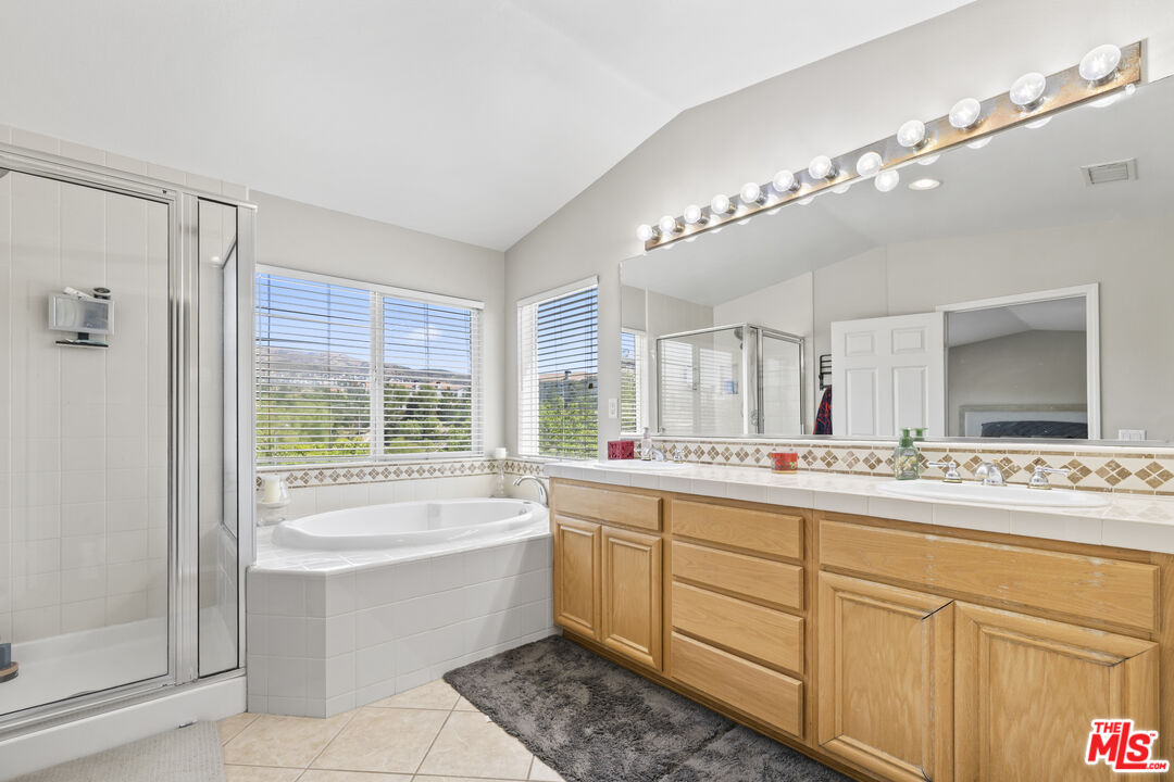 20509 Bergamo Way Porter Ranch, CA 91326 - Photo 20 of 32