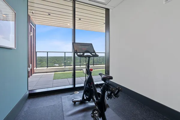 $4,000 | 84 East Avenue, Unit 2506, Austin, TX 78701