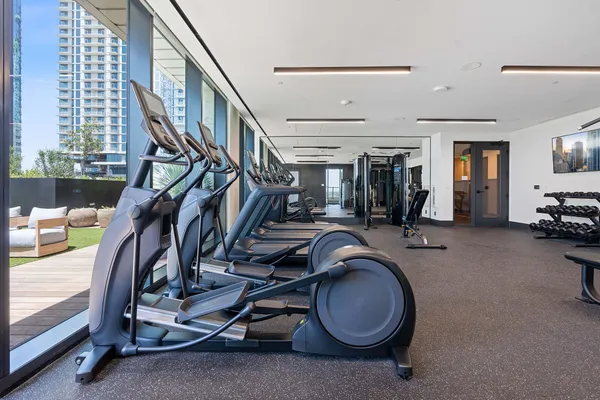 $4,000 | 84 East Avenue, Unit 2506, Austin, TX 78701