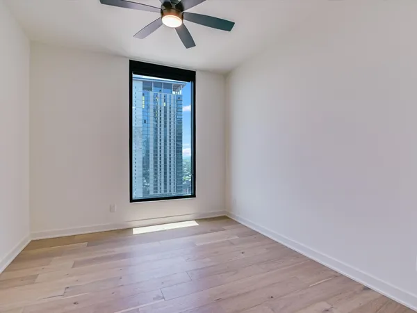 $4,000 | 84 East Avenue, Unit 2506, Austin, TX 78701