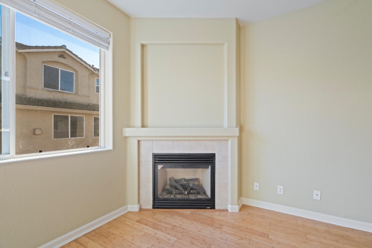 757 Roble Street Watsonville, CA 95076 - Photo 15 of 34