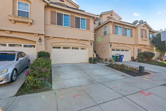 $769,000 | 757 Roble Street, Watsonville, CA 95076