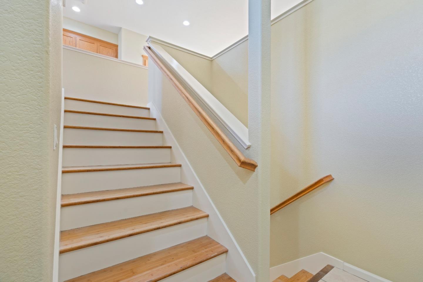 757 Roble Street Watsonville, CA 95076 - Photo 6 of 34