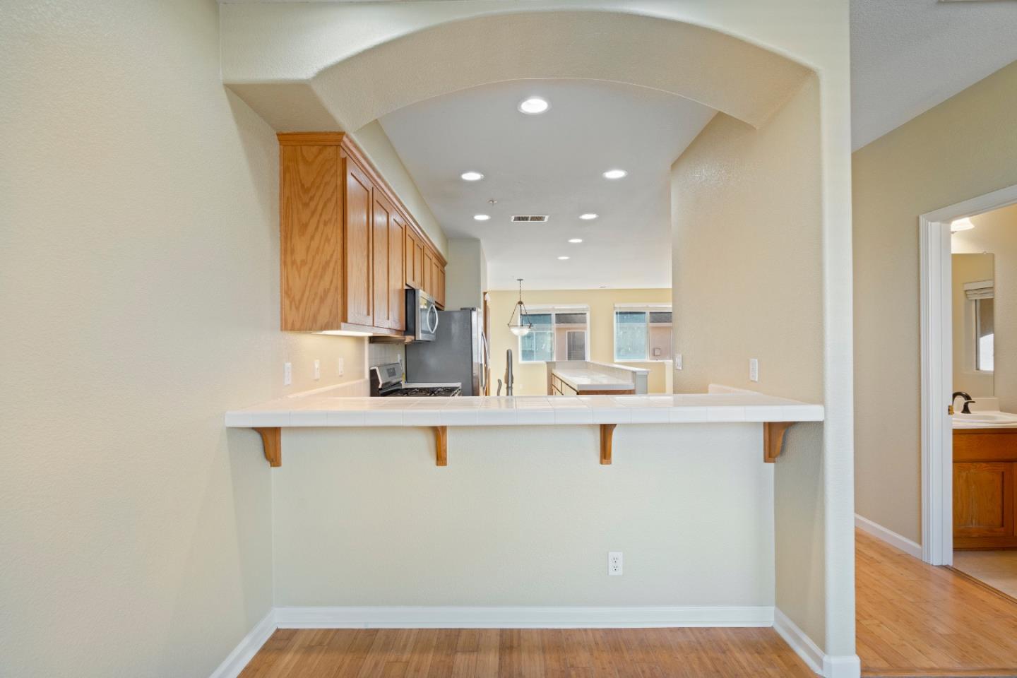 757 Roble Street Watsonville, CA 95076 - Photo 10 of 34