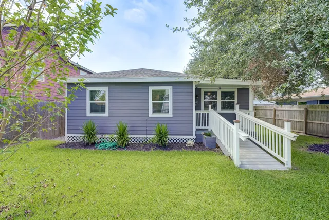 $324,900 | 5523 Avenue O, Galveston, TX 77551