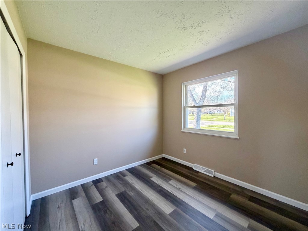 496 Crickett Road Chardon, OH 44024 - Photo 18 of 26 Bedroom 3
