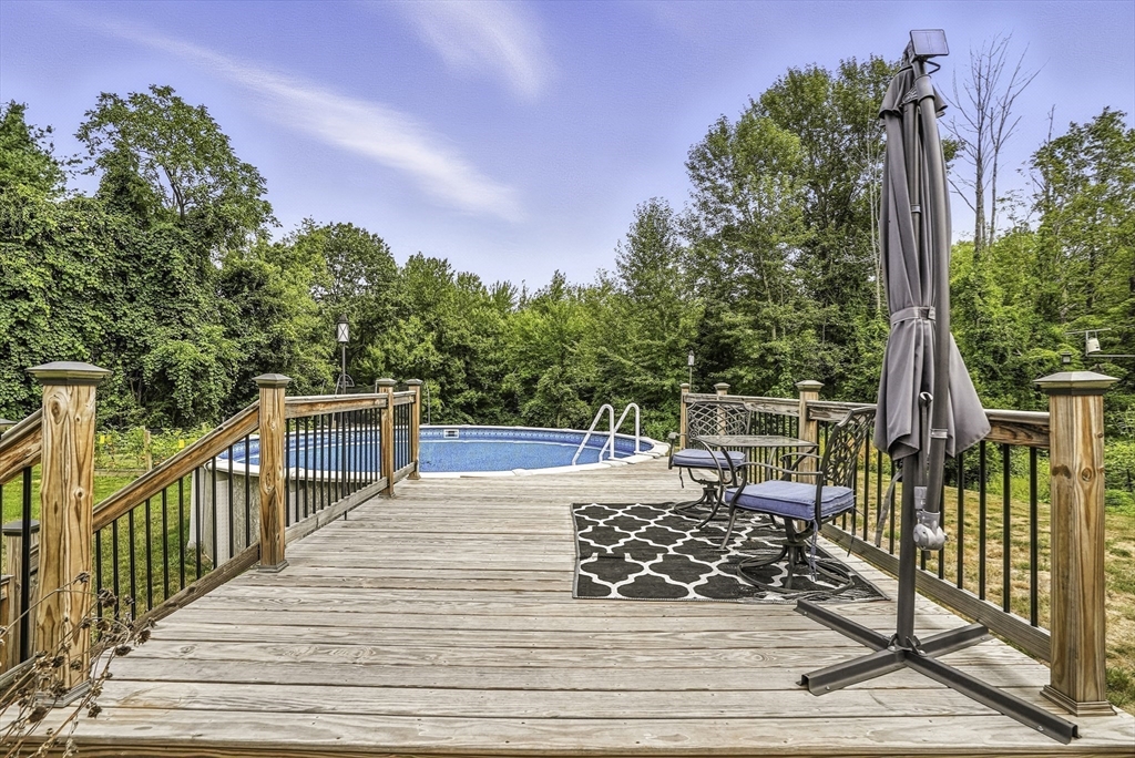 133 Rowley Hill Road Sterling, MA 01564 - Photo 11 of 41
