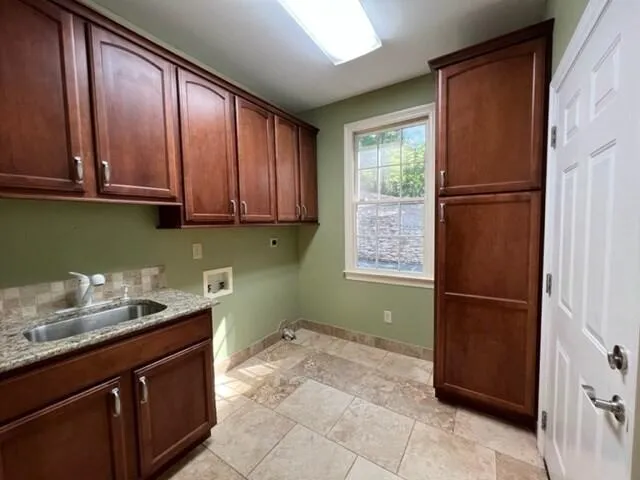 $550,000 | 459 Hutcherson Drive, Rocky Face, GA 30740