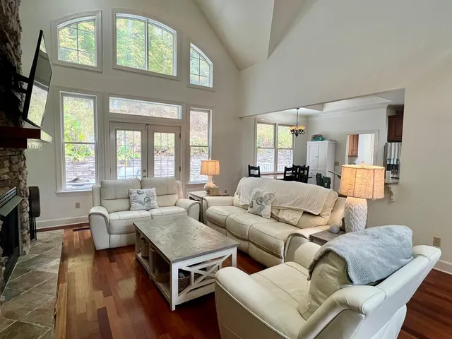 $550,000 | 459 Hutcherson Drive, Rocky Face, GA 30740