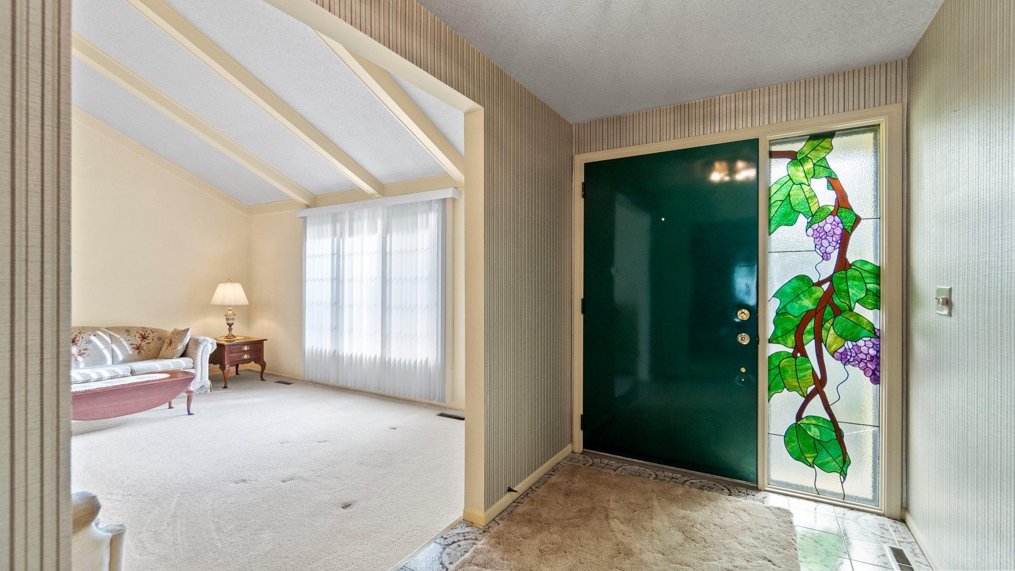 6910 Inverness Drive Fort Wayne, IN 46804 - Photo 4 of 36