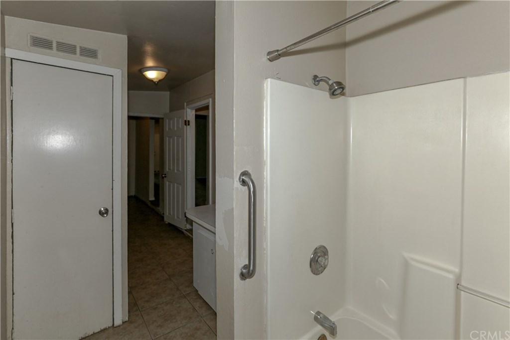 345 West 19th Street Merced, CA 95340 - Photo 32 of 42 Gallery Image 32