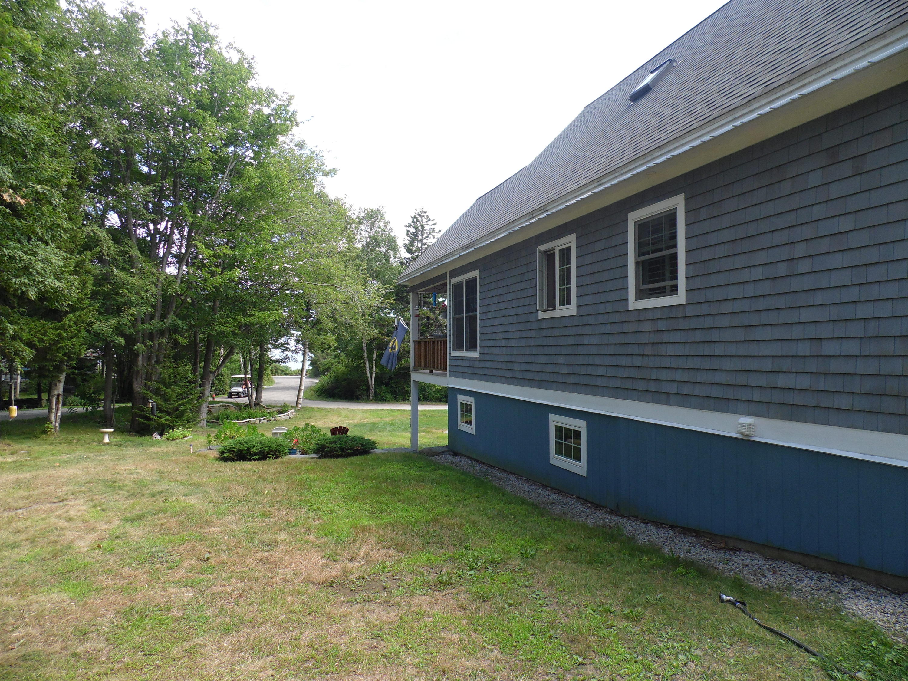 3 Sandpiper Road Portland, ME 04108 - Photo 39 of 41 3 Sandpiper side view to water