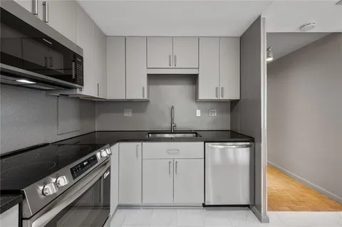 $320,000 | 3060 Pharr Ct N Northwest, Unit 615, Atlanta, GA 30305