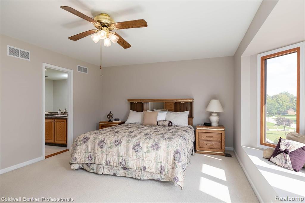 3472 Wedgewood Drive Rochester Hills, MI 48306 - Photo 22 of 46